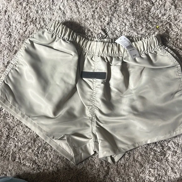 Essential - Picture 1 of 3